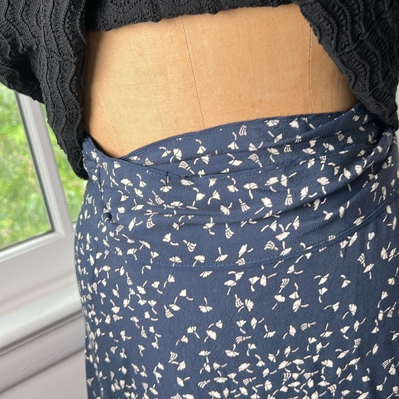 Ganni Wrap Skirt EU 36 US S - Picture 2 of 8